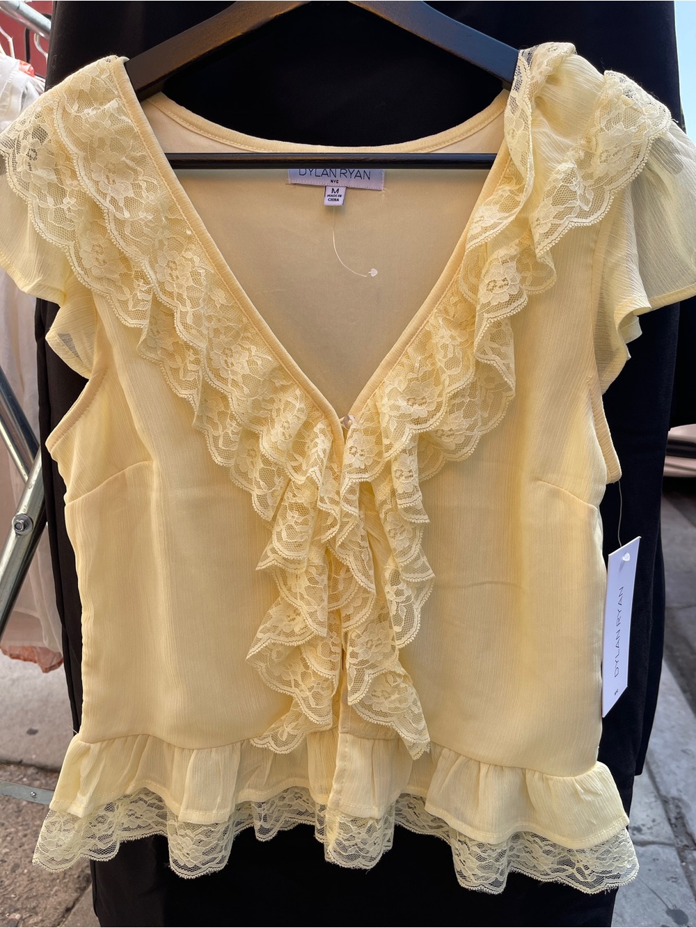 💫 NEW BUTTER YELLOW DYLAN RYAN NYC BLOUSE 💫